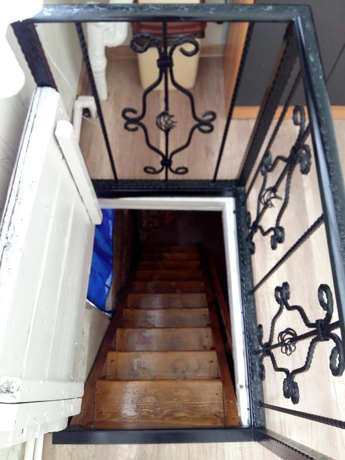 Gulo'S Home Tbilisi Exterior photo